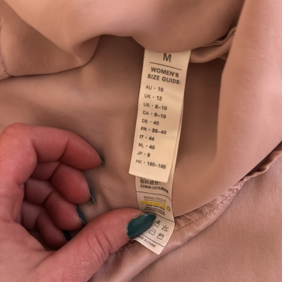 Women's Pink 100% Silk Pajama Set - Picture 3 of 6